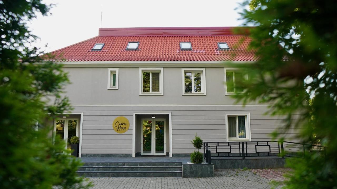 Готель Corvin House Хунедоара Екстер'єр фото